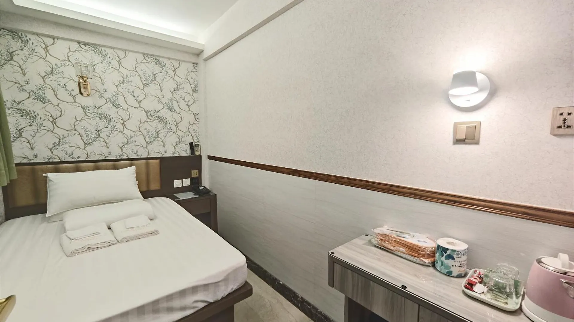 Celltronik Hostel 先創旅店 Hong Kong Guest house